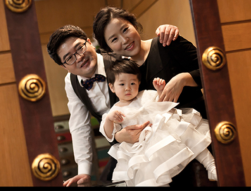 돌스냅 - 첫돌 한복 입은 아기의 전신사진